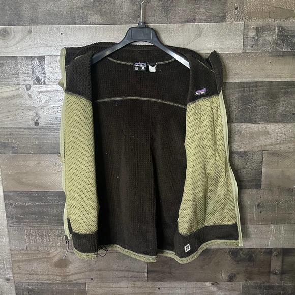 SOLD Patagonia USA Regulator Fleece Vest XL - Picture 3 of 3